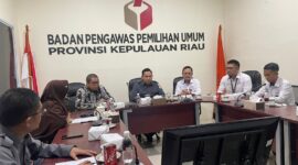 Ombudsman Kepri bersama Bawaslu. Foto:Dok/Ist