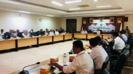 Ombudsman bersama pemrov Kepri. Foto:Dok/Ombudsman