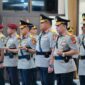 Sejumlah Pati Polri melakukan upacara serah terima jabatan (sertijab) yang dipimpin langsung Kapolri Jenderal Polisi Listyo Sigit Prabowo di gedung Rupatama, Mabes Polri, Jakarta, Kamis (14/12/2023). Matapedia6.com/ Dok. Humas Polri