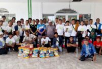 Amri, Penasehat ATB Kurir tengah bersama Yayasan Mohammad Al-Fateh, Minggu (17/12/2023). Foto:Dok/Istimewa