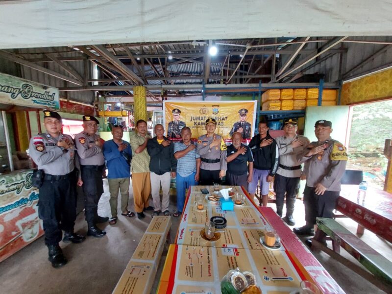 Curhat Kamtibmas di Kelurahan Tanjung Uncang baru-baru ini.  Foto:Dok/Polsek Batuaji
