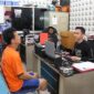 Pelaku saat diinterogasi polisi di Polresta Barelang. Foto:Dok/Humas Polresta Barelang
