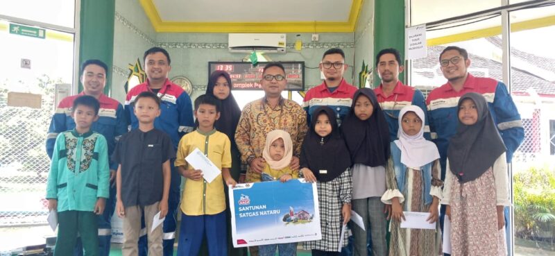 Santunan Satgas Nataru Pertamina Sumbagut. Foto:Ist/matapedia6