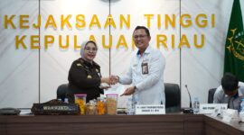 Ombusman bersama Kejati . Foto: Dok/ Istimewa