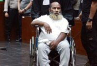 Mantan Gubernur Papua Lukas Enembe meninggal saat menjalani sidang di pegadialan negeri Jakarta beberapa waktu lalu. Lukas Enembe meninggal di Rumah Sakit Pusat Angkatan Darat Gatot Subroto, Selasa (26/12/2023) pukul 10.45 WIB karena mengalami gagal ginjal.Matapedia6.com/ nett
