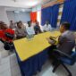 Kapolsek Batu Aji AKP Benny Syahrizal gelar silaturahmi dengan tokoh masyarakat dari Indonesia Timur di Kantor Polsek Batuaji, Rabu (3/1/2024)
Matapedia6.com/ Dok.Polsek