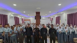 Kejari Batam berikan penyuluhan Hukum di SMKN 5 Batam, Kamis (11/1/2024). Foto:Dok:Kejari Batam