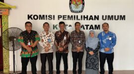 Kalapas Kelas IIA Batam Heri Kusrita silaturahmi ke Kantor KPU Kota Batam, Jumat (12/1/2024). Matapedia6.com/ Dok Lapas