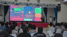 Polwan Polda Kepri saat mengikuti sosialisasi dan pelatihan persiapan pengamanan pemilu 2024 di Kepri di Gedung Lancang Kuning Polda Kepri, Jumat (12/1/2024).Matapedia6/Dok Humas Polda