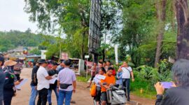 Rekonstruksi pembunuhan yang dilakukan Zul Herwan alias Yusri terhadap wanita asal Karimun yang ditemukan tinggal tulang belulang di Setokok, Kamis (11/1/2024). Matapedia6.com/ Dok Polresta