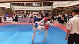 Peserta Taekwondo Turnamen bertanding, Sabtu (13/1/2024). Foto:rega/matapedia6