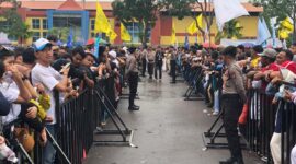 Aparat gabungan Polda Kepri dan Polresta Barelang. Foto:Dok/Humas Polda Kepri. 