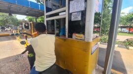 Salah satu suasana parkiran di kawasan kawasan Mall, Senin (15/1/2024). Foto:Dok/matapedia6