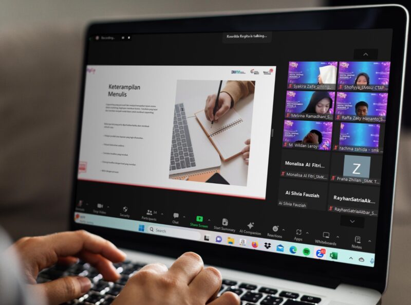 Program kolaborasi CDC Telkom dengan Yayasan Pendidikan Telkom (YPT) dalam menciptakan talenta muda digital berkapabilitas terbaik. Foto:Dok/Telkom 