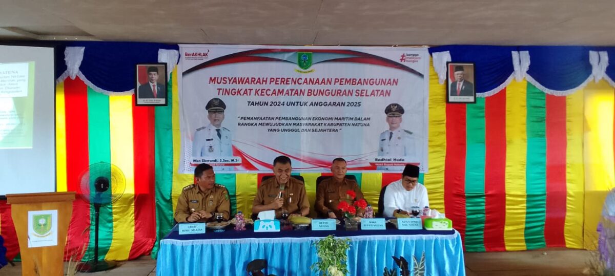 Bupati Natuna Wan Siswandi saat membuka acara musrembang  di Kecamatan Bungaran Selatan, Kabupaten Natuna, Rabu (24/1/2024). Matapedia6.com/ Dok. Diskominfo