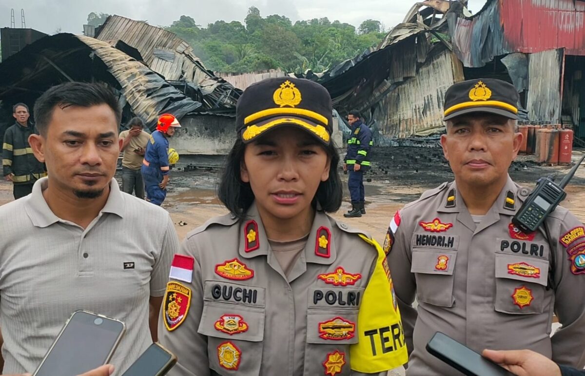 Kapolsek Nongsa, Kompol Restia Octane Guchy memberikan keterangan kepada awak media beberapa waktu lalu. Matapedia6.com/Luci