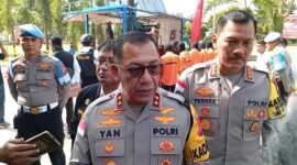 Kapolda Kepri Irjen Pol Yan Fitri Halimansyah didampingi Kabid Humas Polda Kepri Kombes Pol Zahwani Pandra Arsyad. Matapedia6.com/ luci