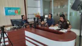 Kasi Intel Kejari Batam saat menjadi narasumber di RRI Batam, Kamis (18/1/2024). Foto:Dok/Kejaksaan Batam