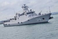 KRI Frans Kaisiepo 368 saat bersandar di pelabuhan Batuampar, Kota Batam, Provinsi Kepri, Kamis (1/2/2024). Matapedia6.com/ Ramadan.