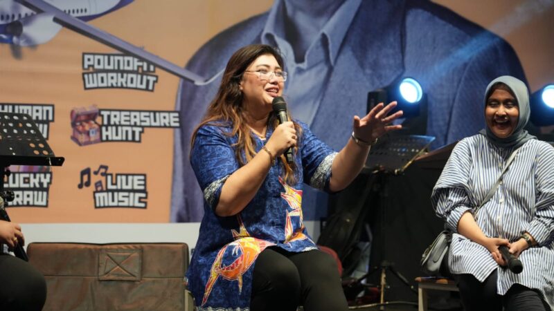 Kepala Biro Humas, Promosi, dan Protokol BP Batam, Ariastuty Sirait saat menjadi narasumber dalam Talkshow Big Food Festival di Pollux Habibie, Kamis (1/2/2024). Foto:Dok/Humas BP Batam