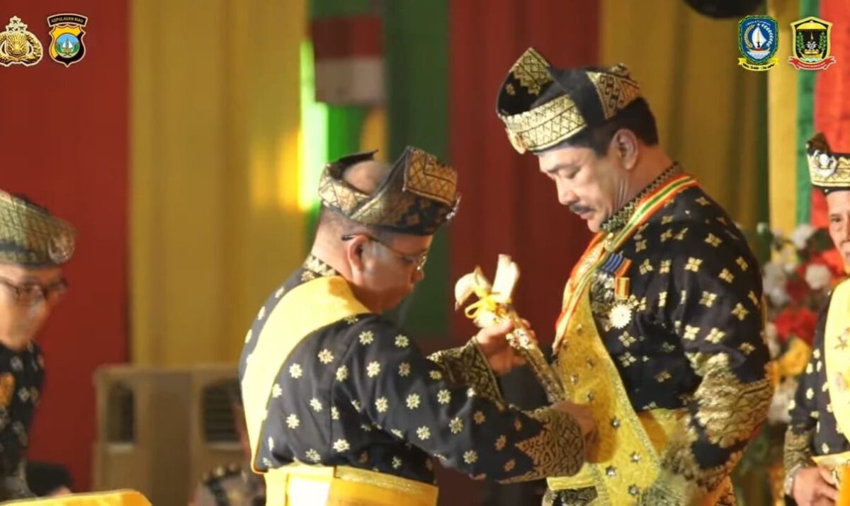 Wakapolri Resmi Sandang Gelar Dato Seri Sakti Bhayangkara Utama Tuan Komjen Pol Agus Andrianto. Matapedia6.com/ Screen shot youtube Diskominfo kepri