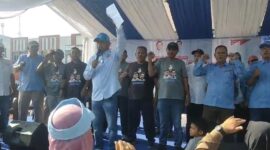 Ribuan warga Gelar Deklarasi Gerakan Masyarakat Sagulung Pilih Prabowo (Gemas Pro), di lapangan SP Plaza Sagulung, Minggu (4/2/2024). Matapedia6.com/ Ramadan