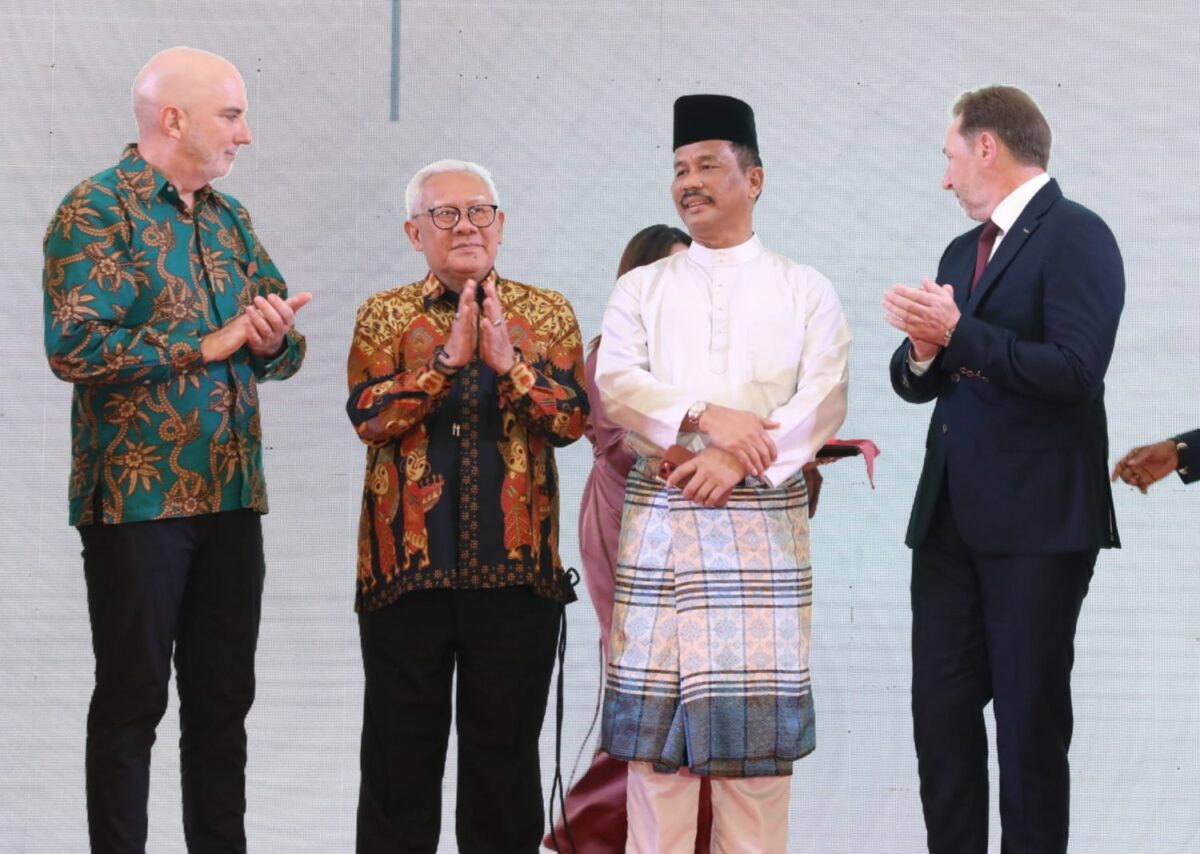 Kepala BP Batam hadiri perayaan HUT ke-20 Cladtek, Selasa (6/2/2024). Foto:Dok/Humas BP Batam