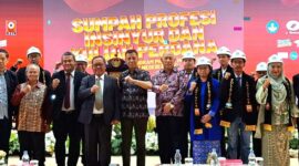 Sumpah Profesi Insinyur dan Kuliah Perdana Program Studi Program Profesi Insinyur (PSPPI) Politeknik Negeri Batam, Rabu (7/2/2024). Foto:Dok/Humas BP Batam