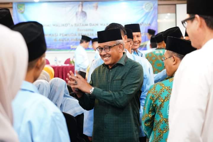 Sekretaris Daerah Kota Batam Jefridin Hamid ajak pemuda Remaja Masjid Indonesia bersinergi dengan pemerintah untuk membangun kota Batam. Matapedia6.com/ Diskominfo