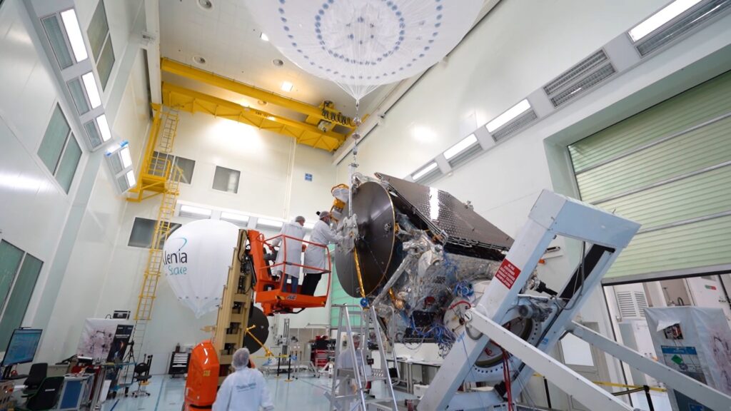 Satelit Merah putih 2 milik telkom