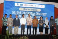 Kepala BP Batam Muhammad Rudi tengah. Foto:Dok/Humas BP Batam