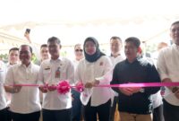 Ketua Komite Olahraga Nasional Indonesia (KONI) Kota Batam masa bakti 2024-2028, Rani Rafitriyani meresmikan kantor sekretariat KONI di Komplek Ruko KBC Batam Center, Rabu (28/2/2024). Matapedia6.com/ DN