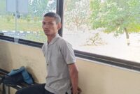 Pelaku penganiayaan debt Collector di Batam saat diamankan di pos penjagaan Polda Kepri, Selasa (28/2/2024). Matapedia6.com/ Dok Polsek
