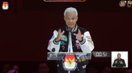 Calon presiden nomor urut tiga Ganjar Pranowo dalam debat kelima di Jakarta Convention Center, Minggu (4/2/2024). Matapedia6.com/ Screenshot YouTube KPU RI