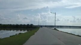 Jalan menuju Tanjung Senai Ongan Ilir, Sumatera Selatan. Di lokasi ini terjadi aksi begal yang menewaskan mahasiswa Unsri pada Jumat (2/2/2024). Matapedia6.com/ screenshot youtube