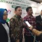 Ketua terpilih HIPMI Batam, Yasir Afdillah memberikan komentar kepada awak media didampingi ketua DPD HPMPI Kepri, Sari Mulyawaty dan wali Kota Batam Muhammad Rudi, Sabtu (2/3/2024). Matapedia6.com/ Luci