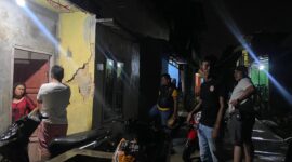 Tersangka NF (44) pelaku pencabulan saat diamankan jajaran unit Reskrim Polsek Sei Beduk dikediamannya. Matapedia6.com/Dok Polsek