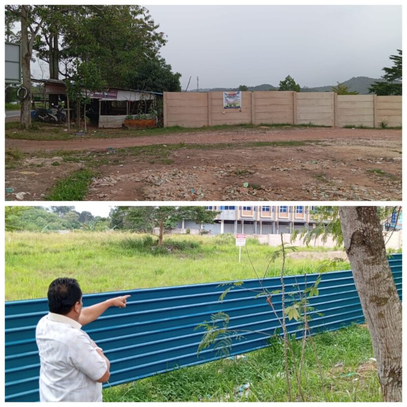 Anggota DPRD Batam, Arlon Veristo saat melihat tembok beton yang dibangun di atas buffer zone di pinggir jalan Diponegoro Sei Temiang Kota Batam oleh penerima alokasi lahan dari BP Batam, Jumat (8/3/2024).Matapedia6.com/Rega