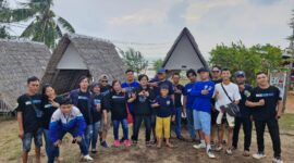  Ultras HMR Tanjungpinang- Bintan dukung Muhammad Rudi maju di Pilgub 2024, Selasa (12/3/2024). Foto:DN/matapedia6