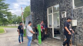 Ditreskrimum Polda Kepri saat melakukan penggrebekan tempat penampungan PMI Ilegal di Kota Batam. Matapedia6.com/ Dok Humas Polda