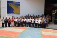 Diplomat Ahli Utama Kemenlu RI, Dr. Sudjatmiko (batik hijau) saat melakukan kunjungan kerja ke BP Batam. Foto:Humas BP Batam