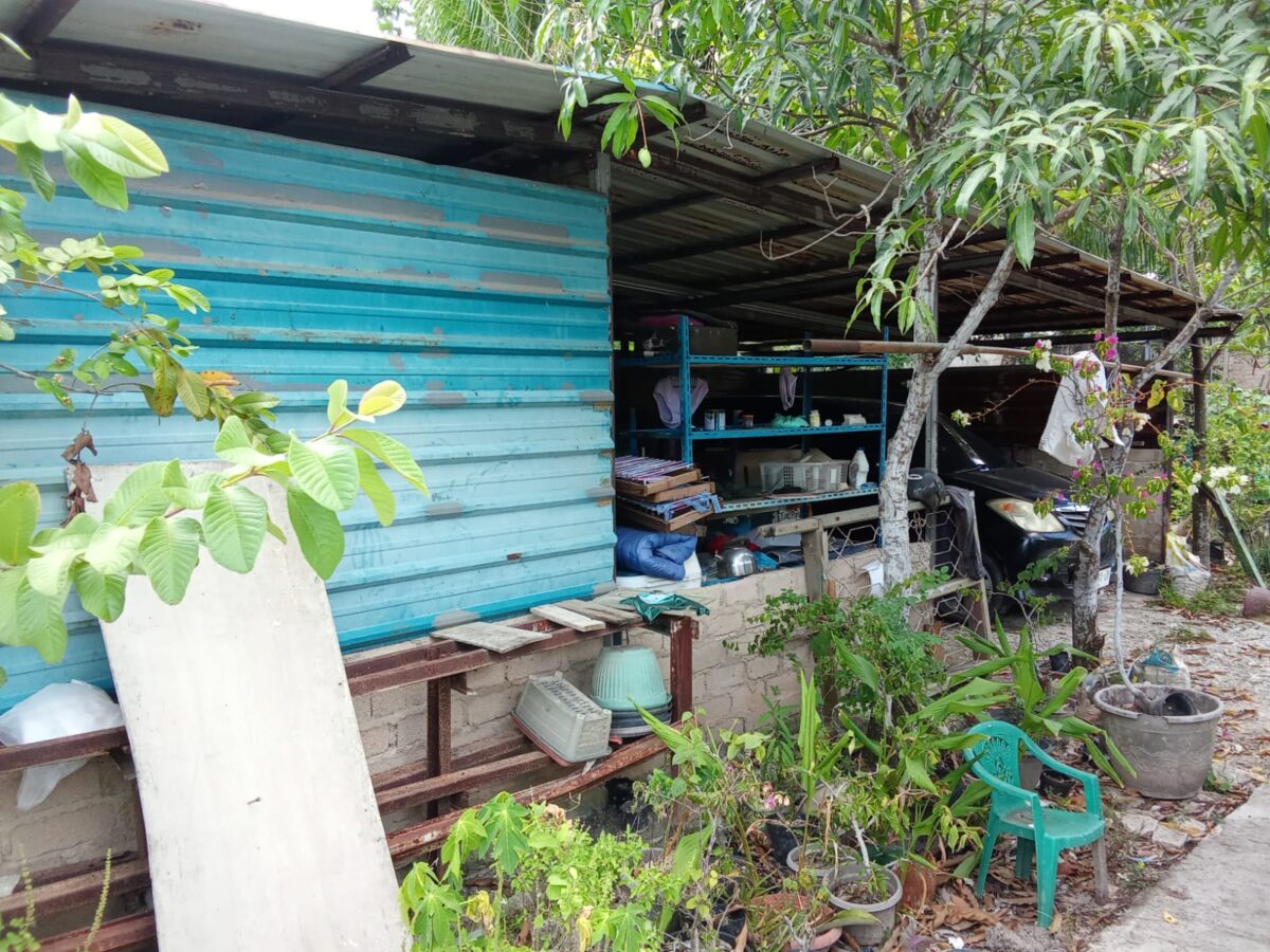 Bangunan warga yang ada di lahan kosong di perumahan Parisa Indah, Kelurahan Sei Langkai Kecamatan Sagulung. Matapedia6.com/ Istimewa