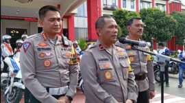 Wakapolda Kepri Brigjen Pol Asep Syafrudin didampingi Dirlantas Polda Kepri Kombes Pol Tri Yulianto dan Kabidhumas Polda Kepri Kombes Pol Zahwani Pandra Arsyad, Jumat (1/3/2024). Matapedia6.com/Luci