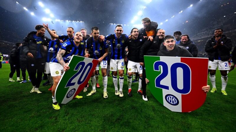 Inter Milan raih scudetto ke 20 setelah mengalahkan AC Milan dalam Derby della Madonnina.