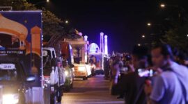 Iring-iringan mobil hias meriahkan malam takbir di Kota Batam. Wali Kota Batam melepas iring-iringan mobil hias tersebut dari Engku Putri Batam Centre. Matapedia6.com/ Diskominfo