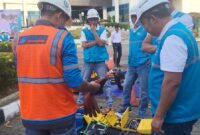 Jajaran Direksi PT PLN Batam, Pejabat Senior dan seluruh Pegawai di Unit Pelaksana Pelayanan Pelanggan (UP3) Batam, manajemen Mitra Kerja, serta Petugas Pelayanan Teknik dari masing-masing unit, saat mengikuti apel siaga Kelistrikan Idulfitri 1445 H beberapa waktu lalu.Matapedia6.com/Dok PLN Batam