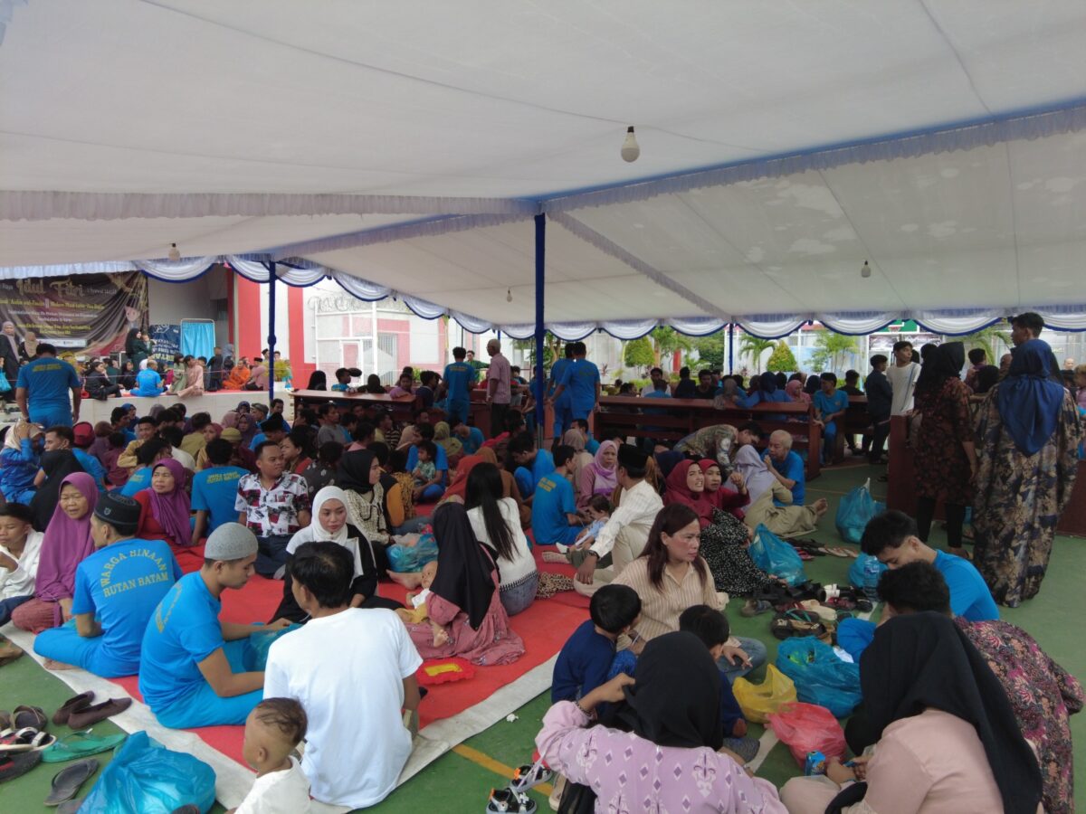 Ribuan keluarga warga binaan melepas rindu bertemu langsung dengan keluarganya di momen idulfitri 1445 H di Rutan Kelas IIA Batam, Rabu (11/4/2024). Matapedia6.com/Dok Rutan