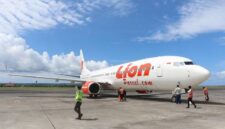 Pesawat Lion Air gagal mendarat di Bandara Hang Nadim Batam karena kondisi cuaca buruk dan jarak pandang terbatas. Matapedia6.com/ Istimewa