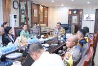 Internal Security Department (ISD) Singapura, saat melakukan audiensi di kantor Kapolda Kepri, di Batu Besar Nongsa, Selasa (23/4/2023). Matapedia6.com/ Dok Humas Polda