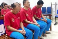 Tiga tersangka dihadirkan dalam persidangan lanjutan dengan agenda mendengarkan keterangan saksi ahli, pada Senin (22/4/2024). Matapedia6.com/ Istimewa